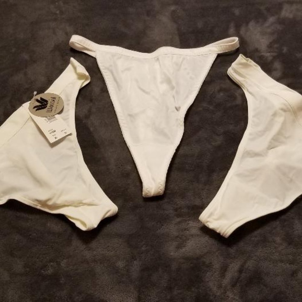 WOMEN'S THONGS WACOAL MAIDENFORM IVORY - LOT OF THREE